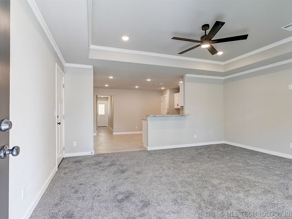 223 S Indianola St, Pryor, OK 74361 MLS 2334107 Zillow