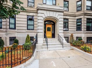 137 Peterborough St APT 31, Boston, MA 02215