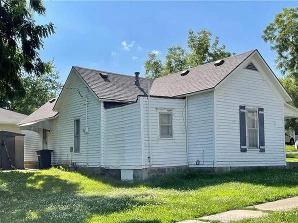 401 Franklin Ave, Warrensburg, MO 64093