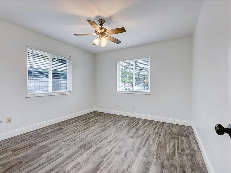 2701 Saint Edwards Cir #A — Photo 11