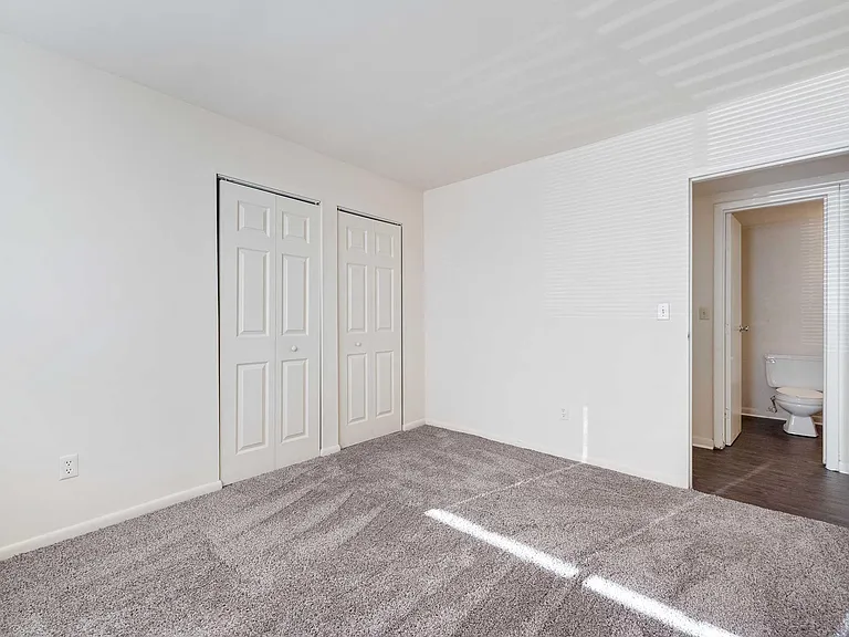 Windsor Hills Apartments — Photo 50
