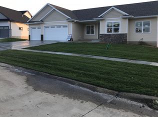 Valley Dr, Atkins, IA 52206