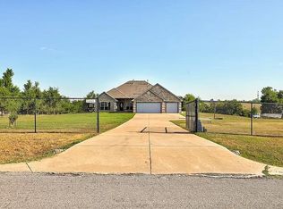 14401 SW 104th St, Mustang, OK 73064