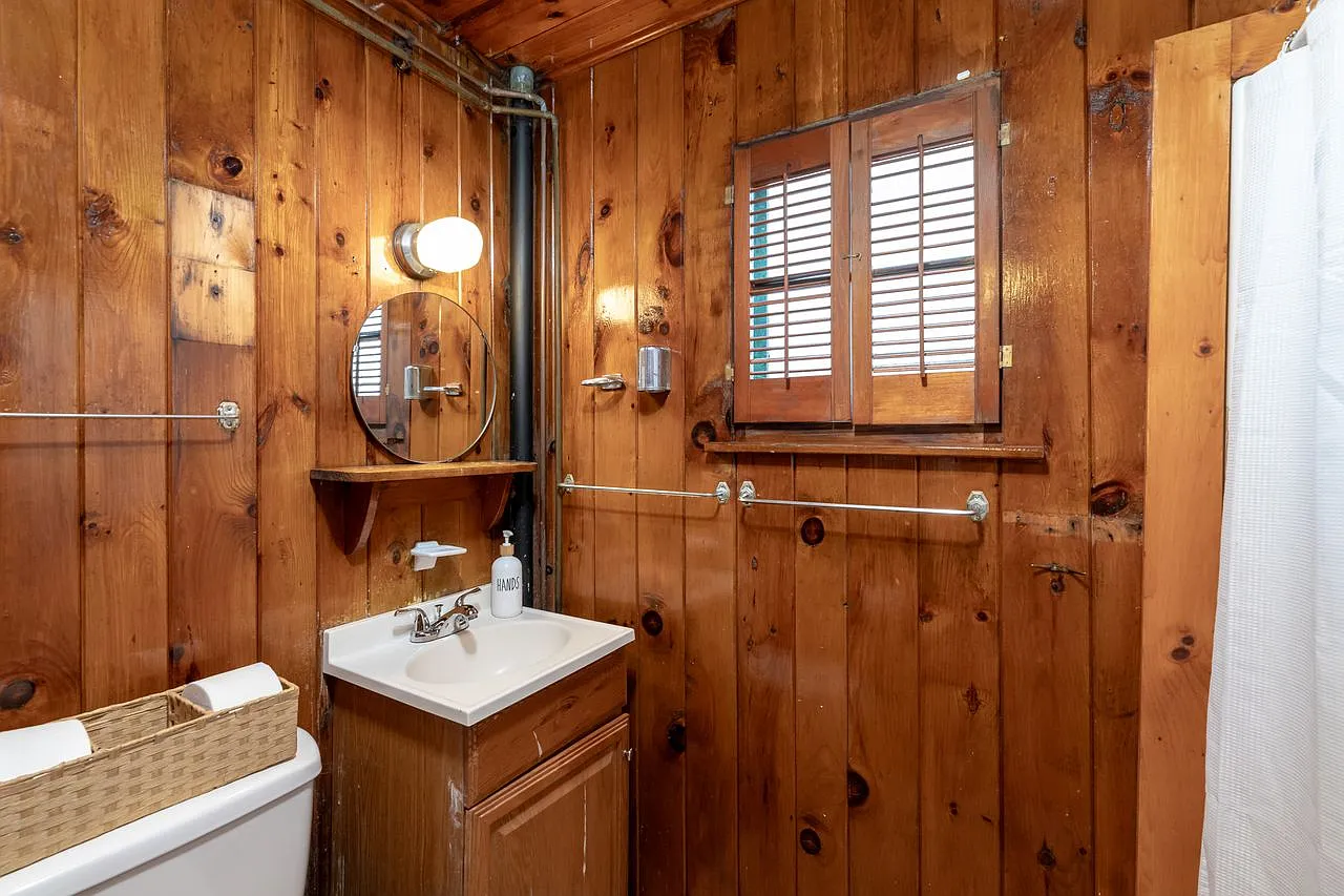 Studio, 500 sqft, $1,400 — Photo 4