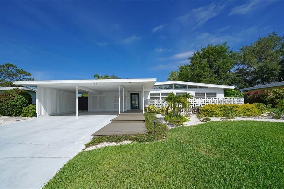 1st image of 3444 Jaffa Dr