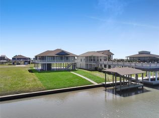 1813 Laguna Harbor Estate Blvd, Port Bolivar, TX 77650