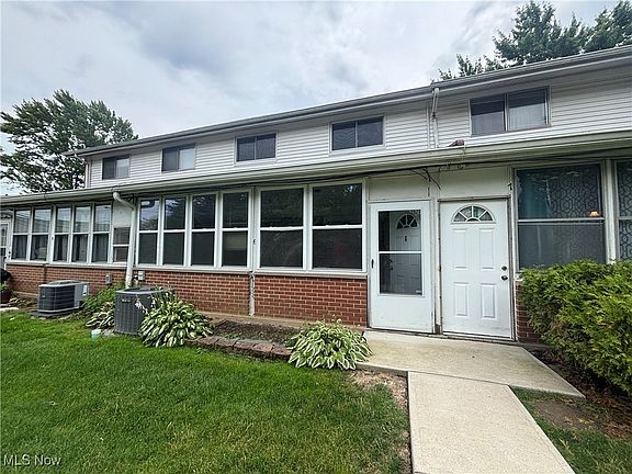 2nd image of 25320 Clubside Dr #6