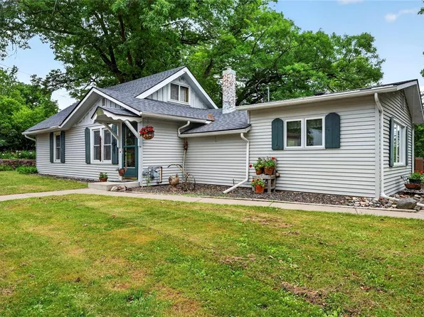 910 First Street, Spooner, WI 54801
