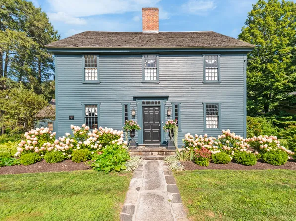 339 Main Street South, Woodbury, CT 06798