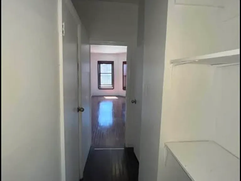 73 Hart St #2 — Photo 8