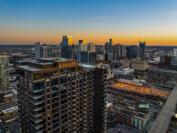 1212 Demonbreun St #2801, Nashville, TN 37203