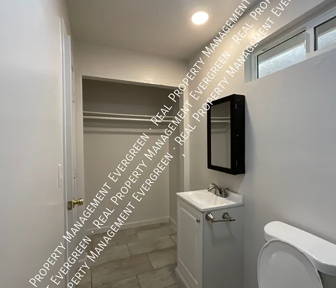 303 N 3rd St #HOME — Photo 5