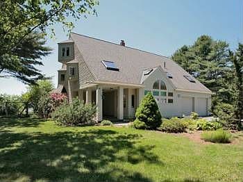 2nd image of 47 Keene Neck Rd