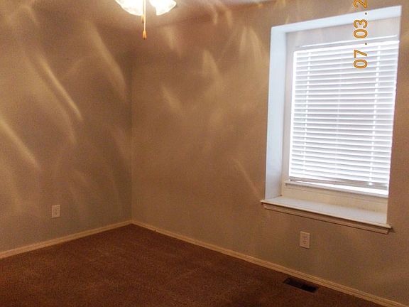 3rd image of 213 E Beech Ave