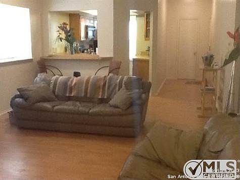 3rd image of 472 Seele St APT 4