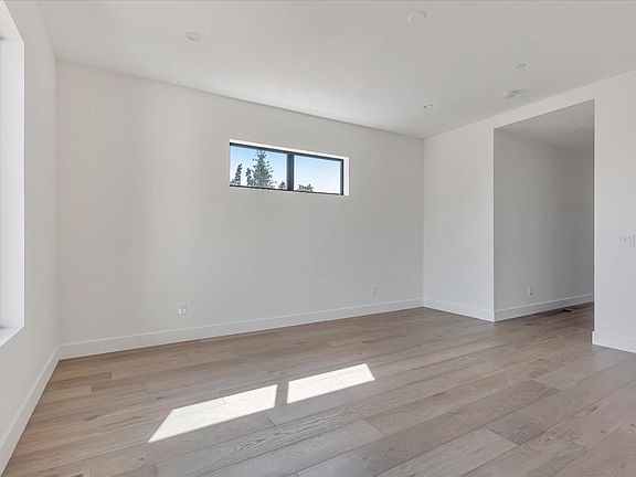 4th image of 16219 Seaborn Ct