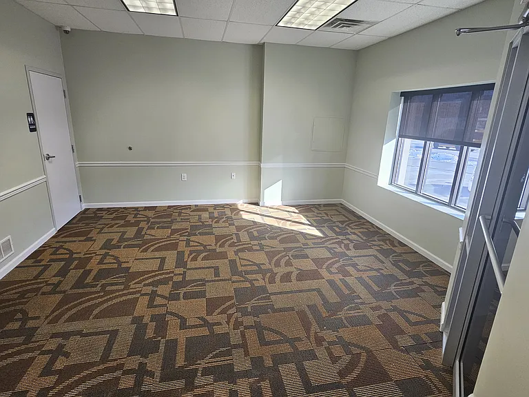 4379 Easton Ave #101-R — Photo 9
