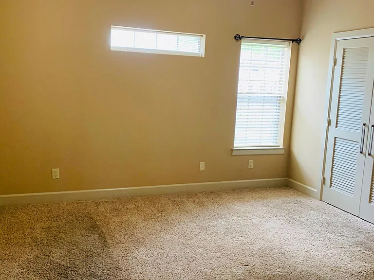 902 Veranda Pl #902 — Photo 9
