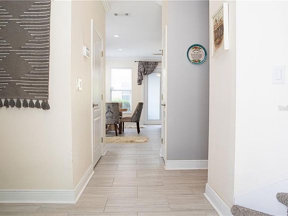 4th image of 237 7th Ave N APT 1