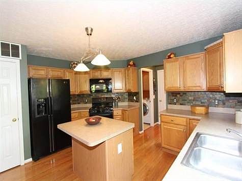2nd image of 2110 Barclay Ct