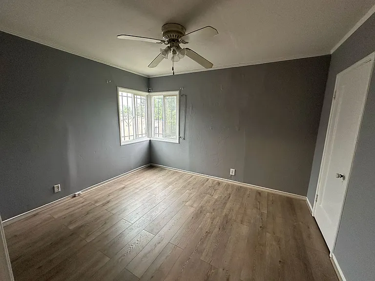 1682 E 32nd St #1682 — Photo 7