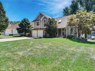 11117 W 115th Ter, Overland Park, KS 66210