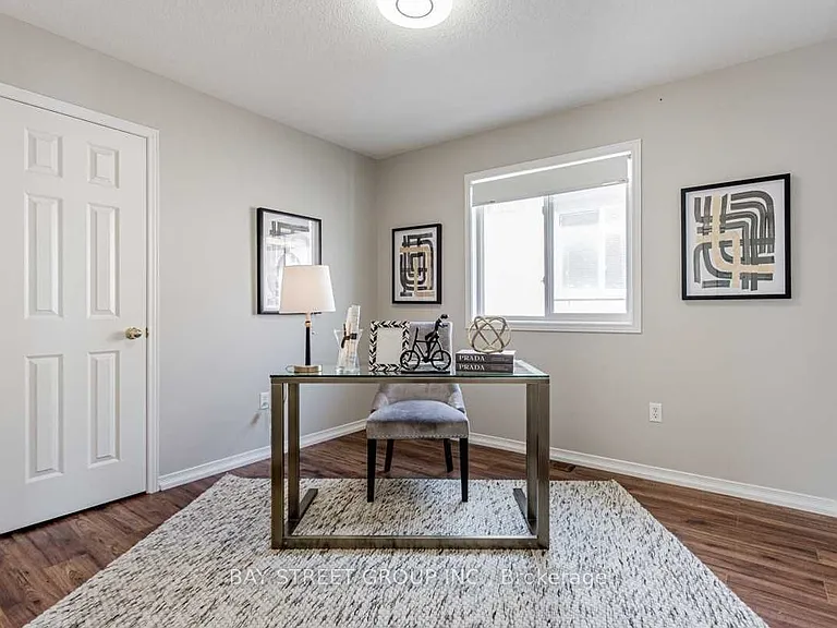 30 Delattaye Ave — Photo 24