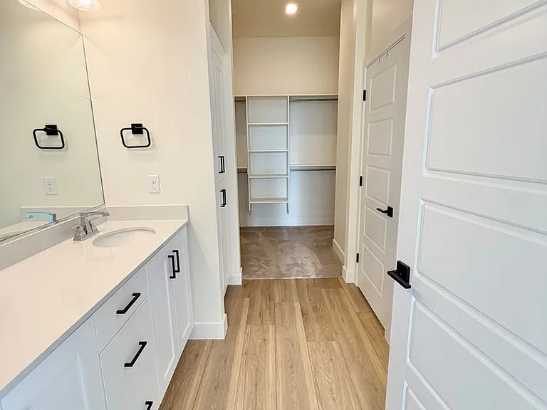 6011 S Bunda Way — Photo 28