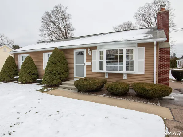 18 Edwards Street, Stonington, CT 06379