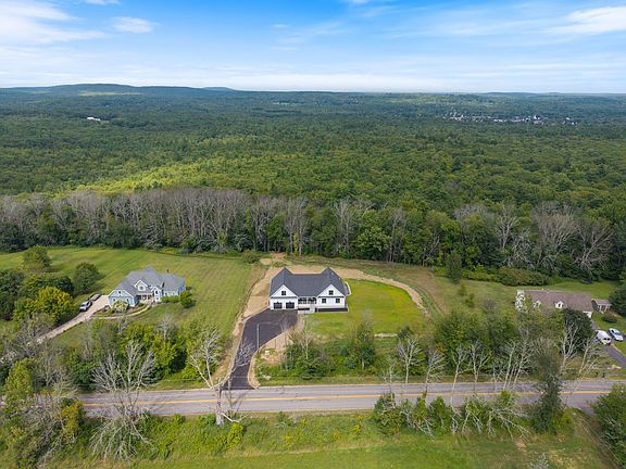 3rd image of 459 Hanson's Ridge Road