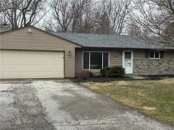 4410 Lane Rd, Painesville, OH 44077