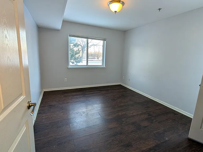 849 Brandon Ave — Photo 14