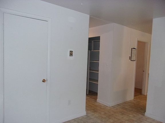 3rd image of 365 W 700 S APT 4