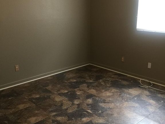4th image of 2906 Rebel Dr