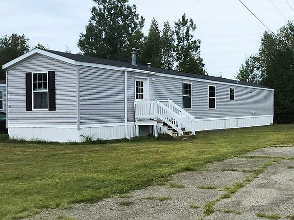 2nd image of 416 Kelley