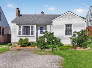 2406 Byng Rd, Windsor, ON N8W 3E8