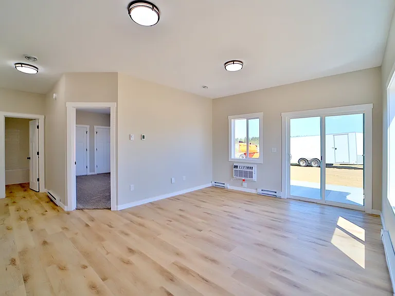 781 W Palomino Ave — Photo 5