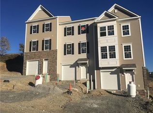 2162 Shawnee Dr, Washington, PA 15301