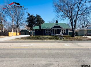 2238 S 48th St, Lincoln, NE 68506