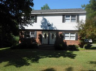 8 1st St, Schenectady, NY 12306