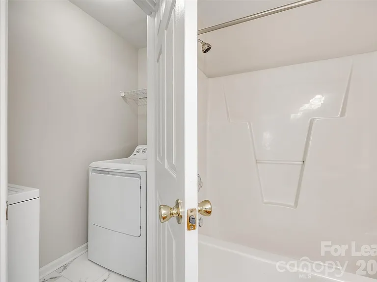 14139 Tranters Creek Ln — Photo 16