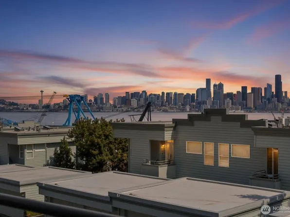 2349 Harbor Avenue SW #701, Seattle, WA 98126