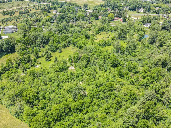 1696 Warren Rd, Ann Arbor, MI 48105