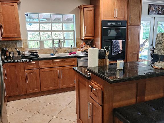 4th image of 19810 SW 83rd Ave