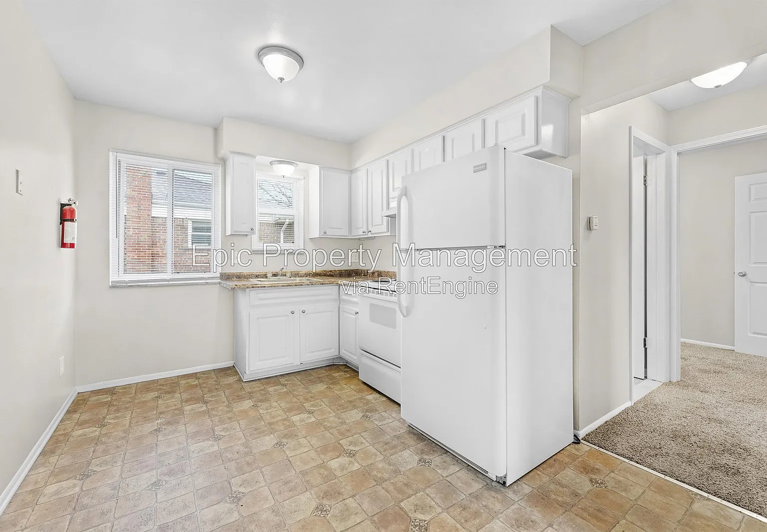 1 bed, 1.0 bath, $995 — Photo 3