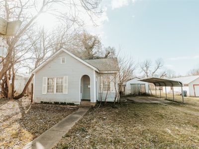 704 E Caddo St, Cleveland, OK, 74020