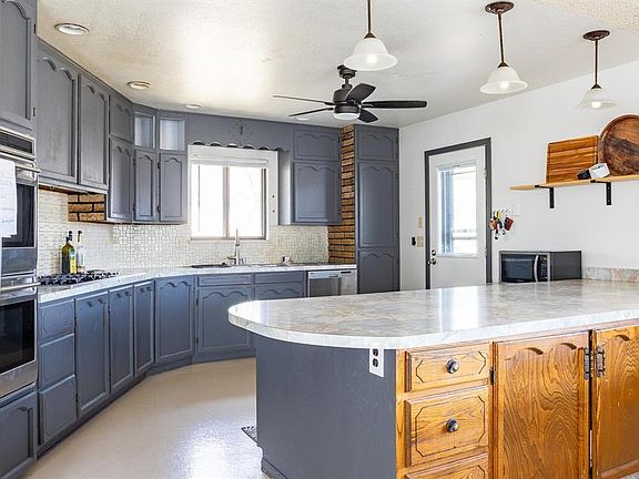 4th image of 39594 Pitkin Road