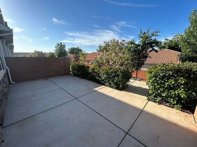 1184 E Bulloch St #44 — Photo 5