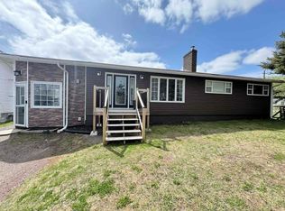 1 Mayor Ave, Bishop'S Falls, NL A0H1C0