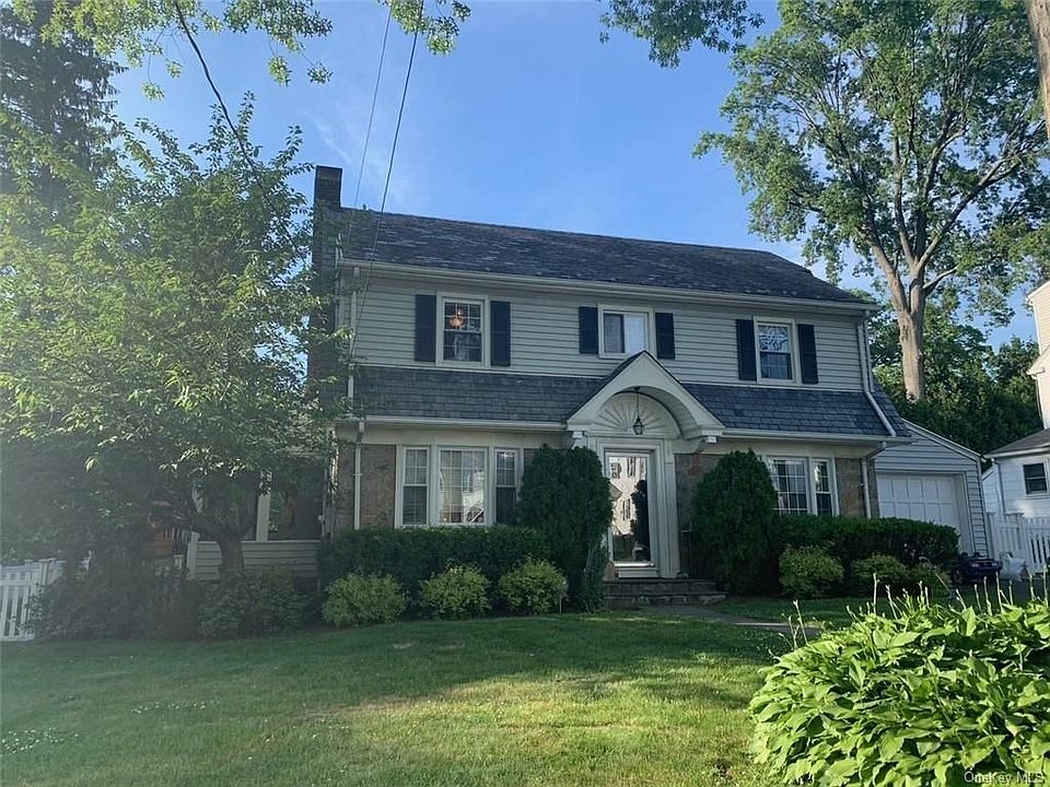 1st image of 135 Rosehill Ave